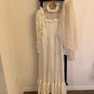 Vintage Victorian Style Wedding Dress Long Sleeve Lace Trimmed Maxi Gown